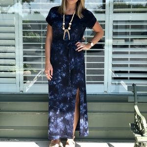SALE✨ $99 SANCTUARY Isle Tie-Dye Belted T-Shirt Maxi Dress